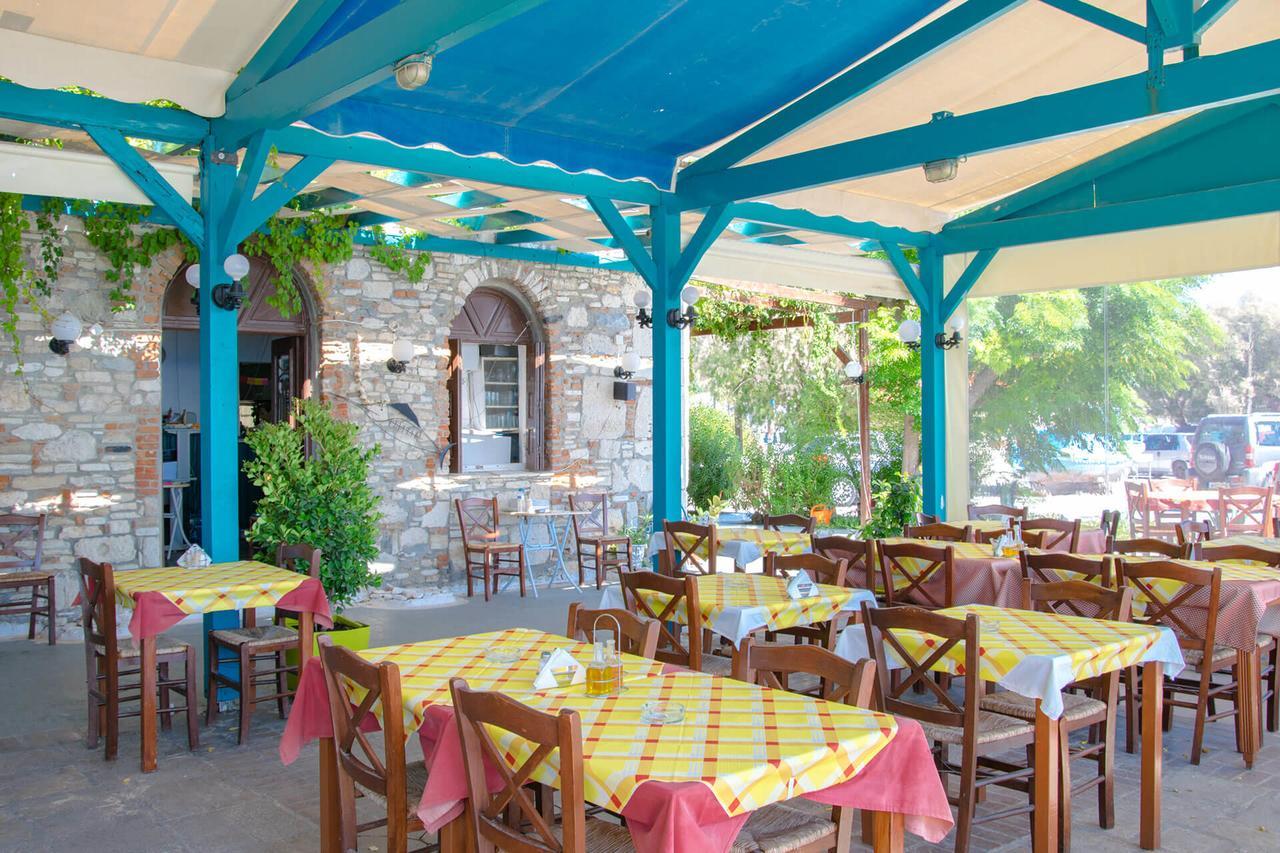 Hotel Tarsanas Pythagoreio Exterior foto