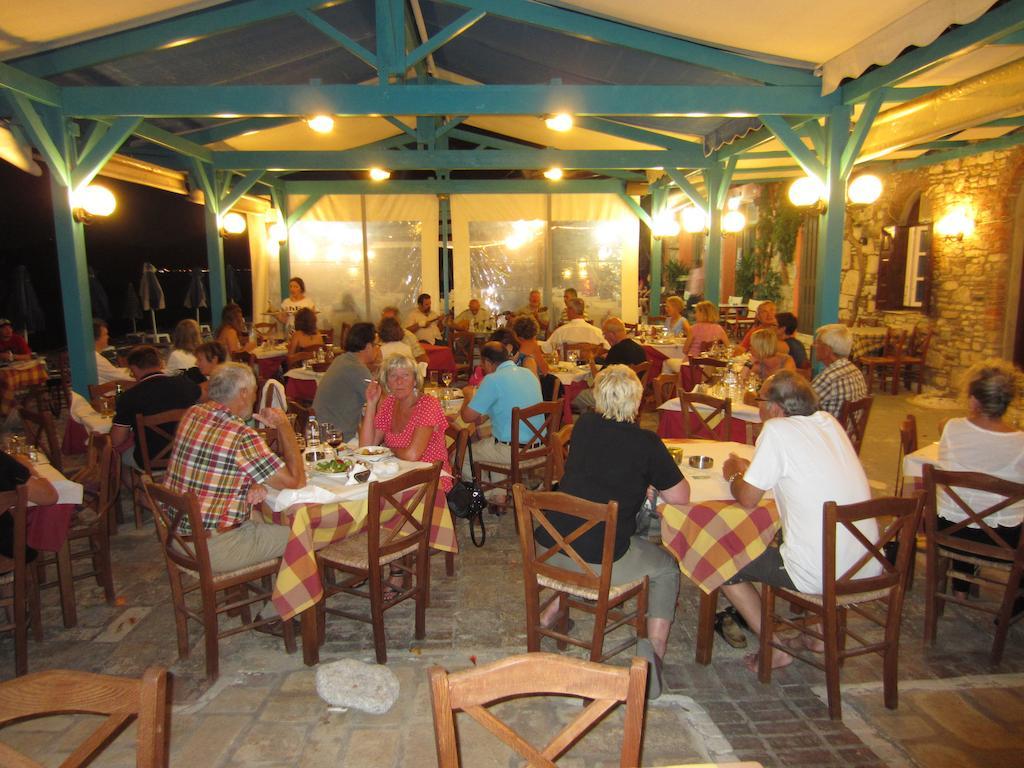 Hotel Tarsanas Pythagoreio Exterior foto